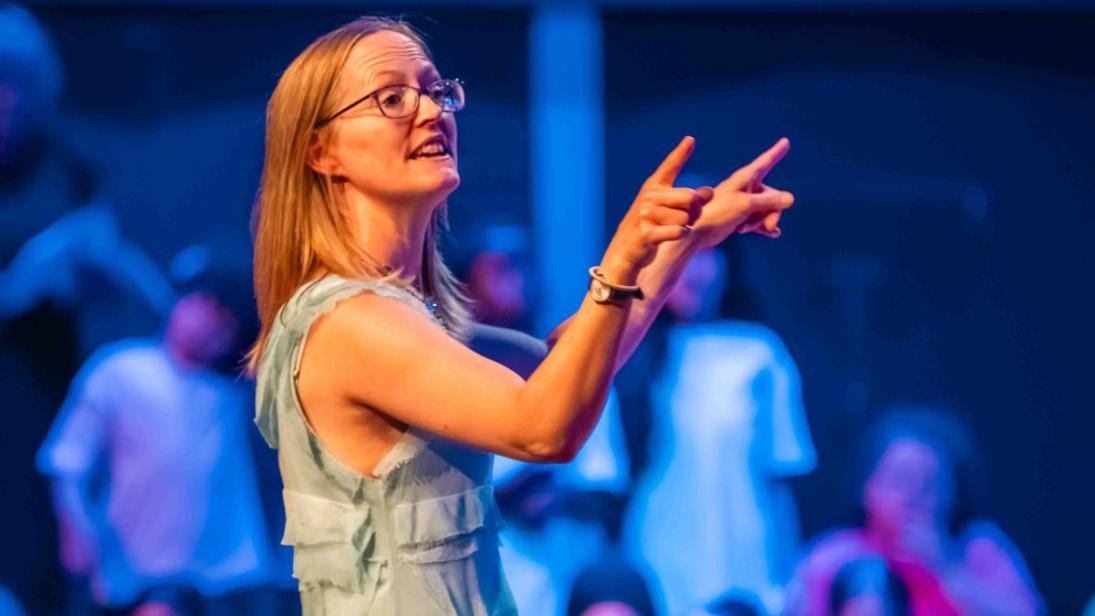 Sarah Baker, ABRSM eksaminētāja